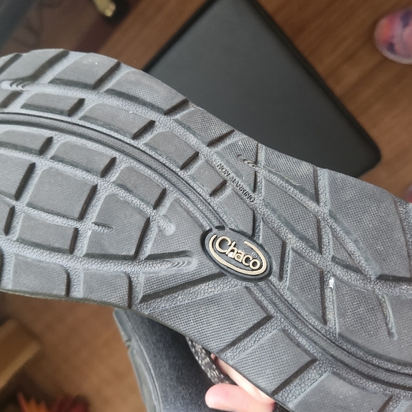 Chacos sandals - Picture 2 of 2